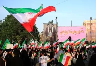 مداحی «ضربه آخرو بزن» علیرضا طاهری/ ببینید