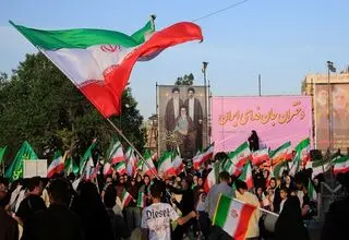 مداحی «ضربه آخرو بزن» علیرضا طاهری/ ببینید