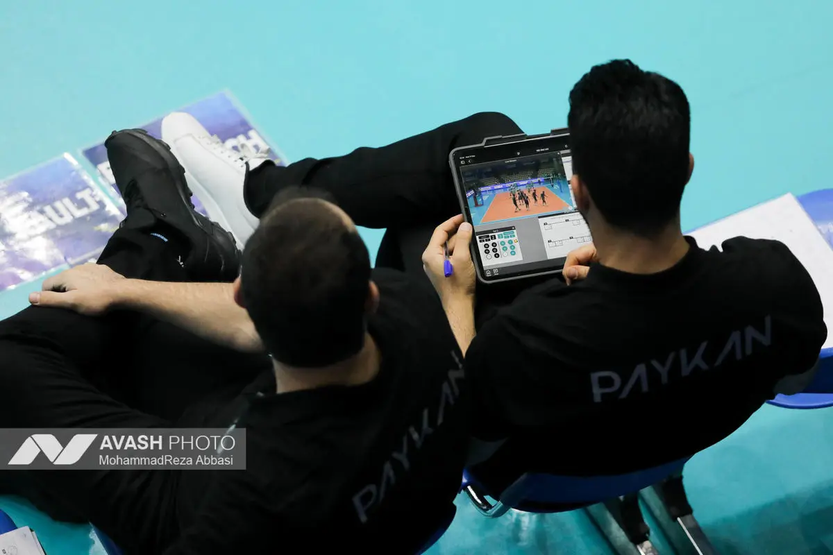 دیدار تیم های والیبال پیکان تهران و رازین پلیمر