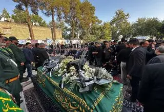 وزیر فرهنگ استاد فرشچیان را هنرمندی متمایز خواند+فیلم