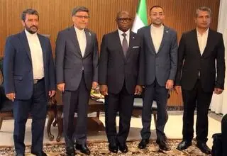 استوارنامه سفیر ایران به ریاست جمهوری سیرالئون داده شد