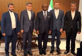 استوارنامه سفیر ایران به ریاست جمهوری سیرالئون داده شد