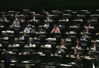مجلس با کلیات طرح افزایش تعداد نمایندگان موافقت کرد 