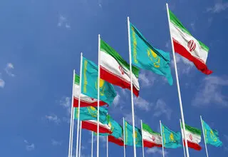 دیدار وزرای خارجه ایران و قزاقستان با محور توسعه همکاری‌ها
