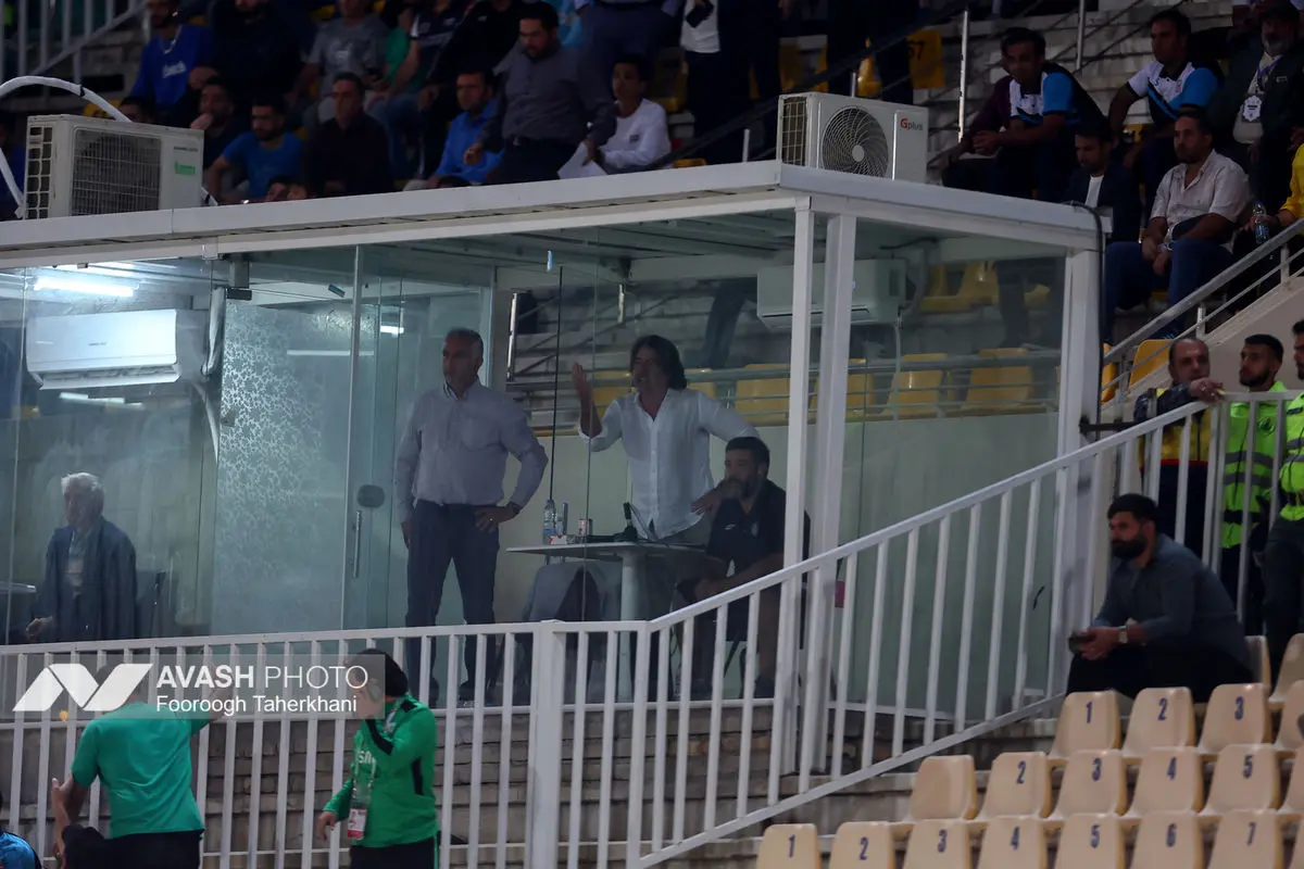 لیگ برتر فوتبال - استقلال و چادرملو