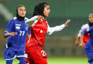 دربی زنان در هاله‌ای از ابهام؛ تماشاگران می‌آیند، مردان نمی‌توانند بمانند!
