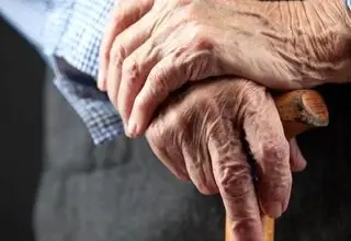 ایران در سراشیبی تند پیری جمعیت/ یک پنجم ایرانیان تا سال ۲۰۵۰ سالمند هستند