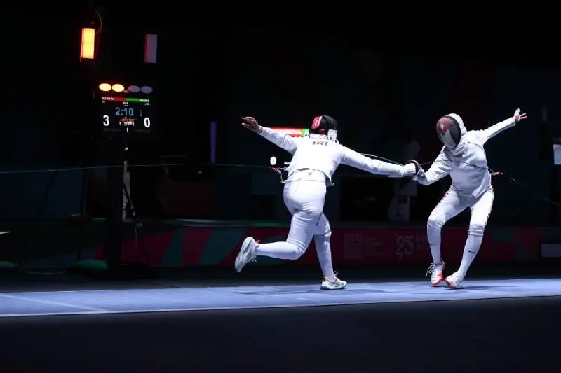 صعود ریحانه رضایی به دور بعدی مسابقات شمشیربازی