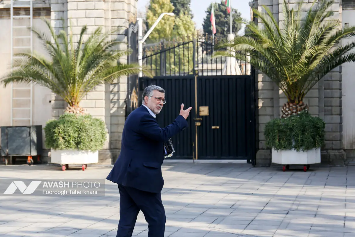 حاشیه جلسه هیات دولت - ۱۲ آذر