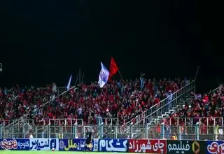 برگزاری دیدار تراکتور- فجرسپاسی فقط با حضور بانوان