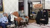 فرمانده کل ارتش به منزل شهید سرلشکر نصیرزاده رفت 