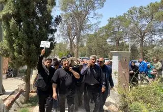 پیکر جمال اجلالی تشییع شد 