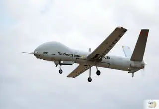 منهدم کردن یک فروند پهپاد هرمس ۹۰۰ در آسمان فارس 