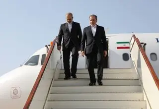 عراقچی وارد مسقط شد 