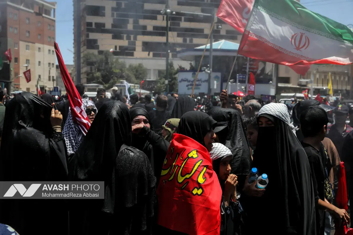 مراسم تشییع پیکر مطهر رهبر شهید انقلاب - مشهد