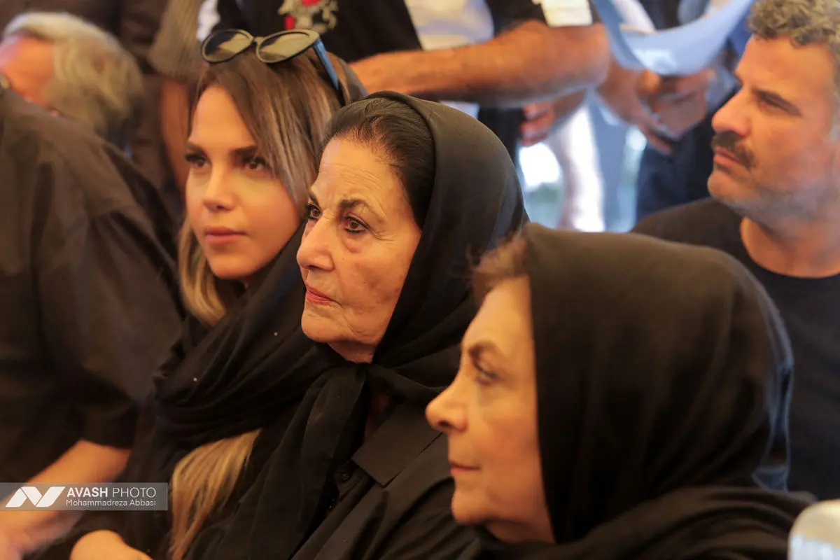 مراسم تشییع پیکر محمدعلی تبریزیان معروف به «همایون»