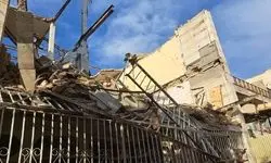 آوار و ریزش ساختمان قدیمی در خیابان جمهوری یک کشته و چهارمصدوم برجا گذاشت