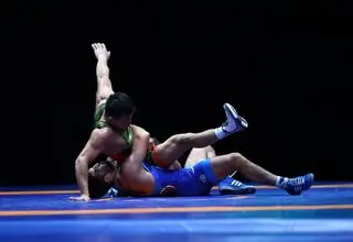 یونس امامی کامبک زد و فینالیست شد