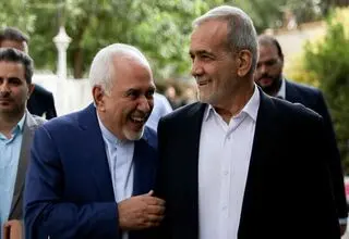 محمدجواد ظریف از تریبون انتخابات ایران برای جهان پیام داد