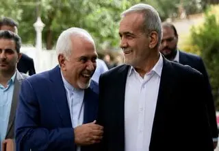 محمدجواد ظریف از تریبون انتخابات ایران برای جهان پیام داد