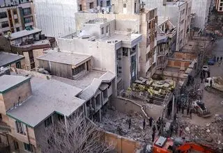 تداوم شبانه‌روزی آواربرداری در شمال‌شرق تهران