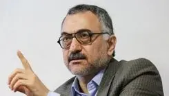 باید به احترام آقای خامنه‌ای کلاه از سر برداریم