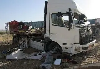 مرگ ۶ نفر در تصادف تریلی و پژو 