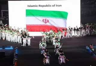 اعلام بیعت 700 نفر از نخبگان و مدال‌آوران با سومین رهبر انقلاب اسلامی