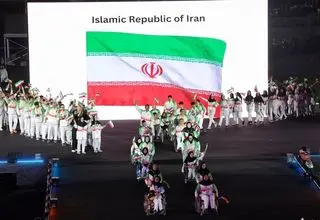 اعلام بیعت 700 نفر از نخبگان و مدال‌آوران با سومین رهبر انقلاب اسلامی