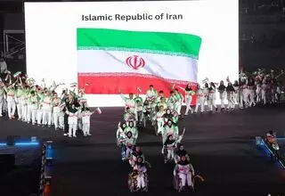 اعلام بیعت 700 نفر از نخبگان و مدال‌آوران با سومین رهبر انقلاب اسلامی