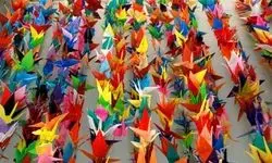 فراخواندن کودکان برای ساخت درناهای کاغذی در یک پویش