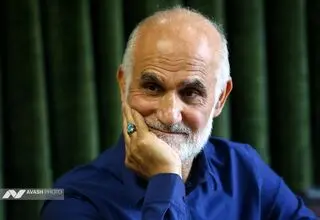 انحراف در سیاست‌های کشور از دوره احمدی نژاد شروع شد/ جامعه ایران تحمل تصمیم‌های از بالا به پایین را ندارد