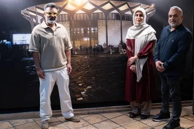 نادره رضایی در روز ملی خلیج فارس میهمان «ذرات آشوب» شد