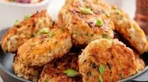 طرز تهیه کوکو سیب زمینی با مرغ/ غذای راحت و مجلسی