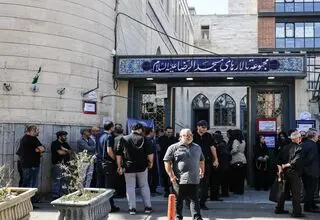 فاطمه مهاجرانی در مراسم ختم بهروز رضوی/ تصاویر