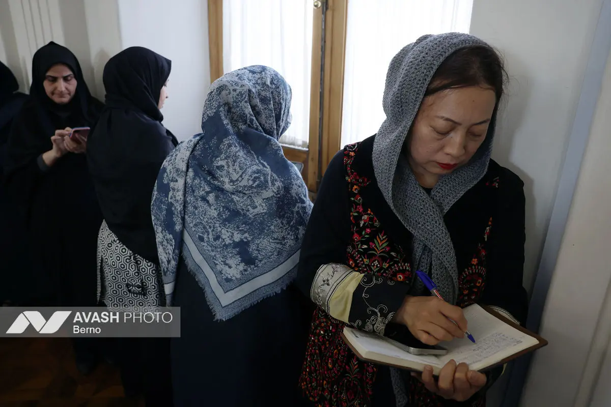 نشست وزیر امور خارجه با سفرا و روسای نمایندگی‌های خارجی مقیم تهران