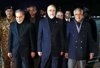 روی لبه توافق 