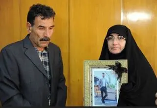 حضور خانواده محمدمهدی محمدی در دانشگاه علم و صنعت