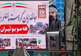 وقتی شور مردم سنندج را می‌بینم، به عنوان سرباز دیپلماسی روحیه می‌گیرم