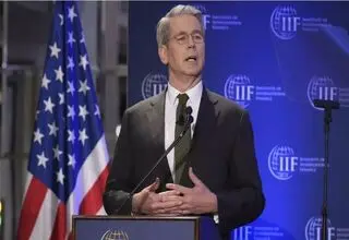 تحریم جدید آمریکا علیه تهران؛ هر کشوری سوخت هواپیماهای ایران را تأمین کند، تحریم می‌شود