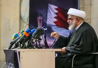 هشدار به‌ آل‌خلیفه: ناوگان پنجم آمریکا را اخراج کنید