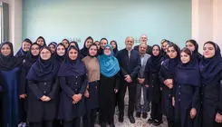 رئیس‌جمهور: جامعه ایران نباید از کشورهای پیشرفته عقب بماند