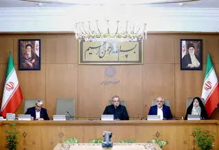 پزشکیان: تلاش می‌کنیم منویات مقام معظم رهبری در شعار نماند