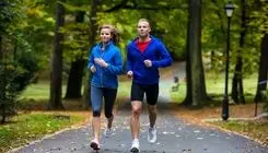 پیاده‌روی یا دویدن؛ کدام یک برای سلامتی شما بهتر است؟