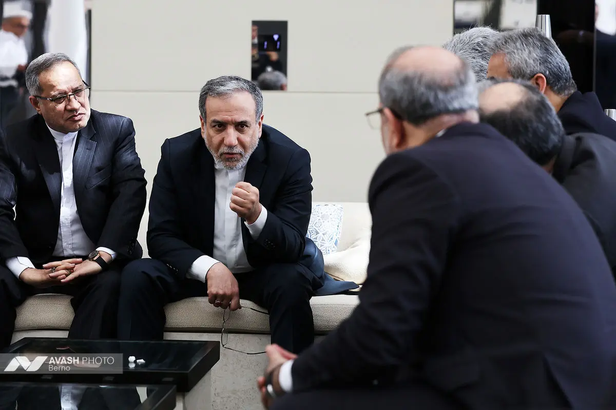 هیات مذاکره کننده ایران پیش از آغاز دور سوم مذاکرات ایران و آمریکا در عمان