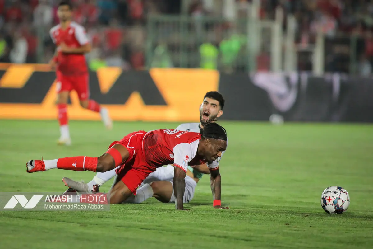 هفته ششم لیگ برتر فوتبال ایران؛ پرسپولیس - ذوب‌آهن