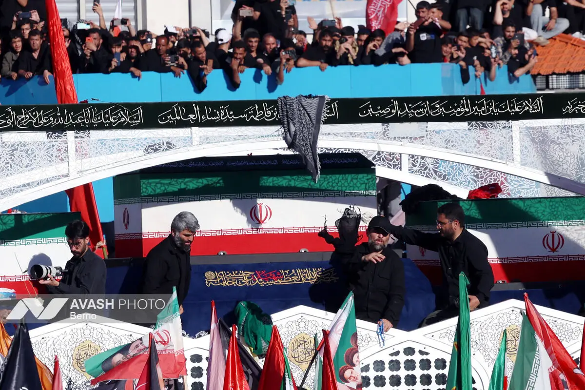 مراسم تشییع پیکر مطهر رهبر شهید انقلاب - مشهد