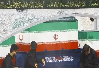 ورود پیکر رهبر شهید انقلاب اسلامی به نجف اشرف