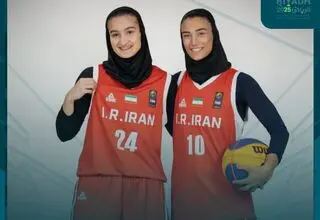 واکنش دختران بسکتبال ایران به برد مقابل مصر 