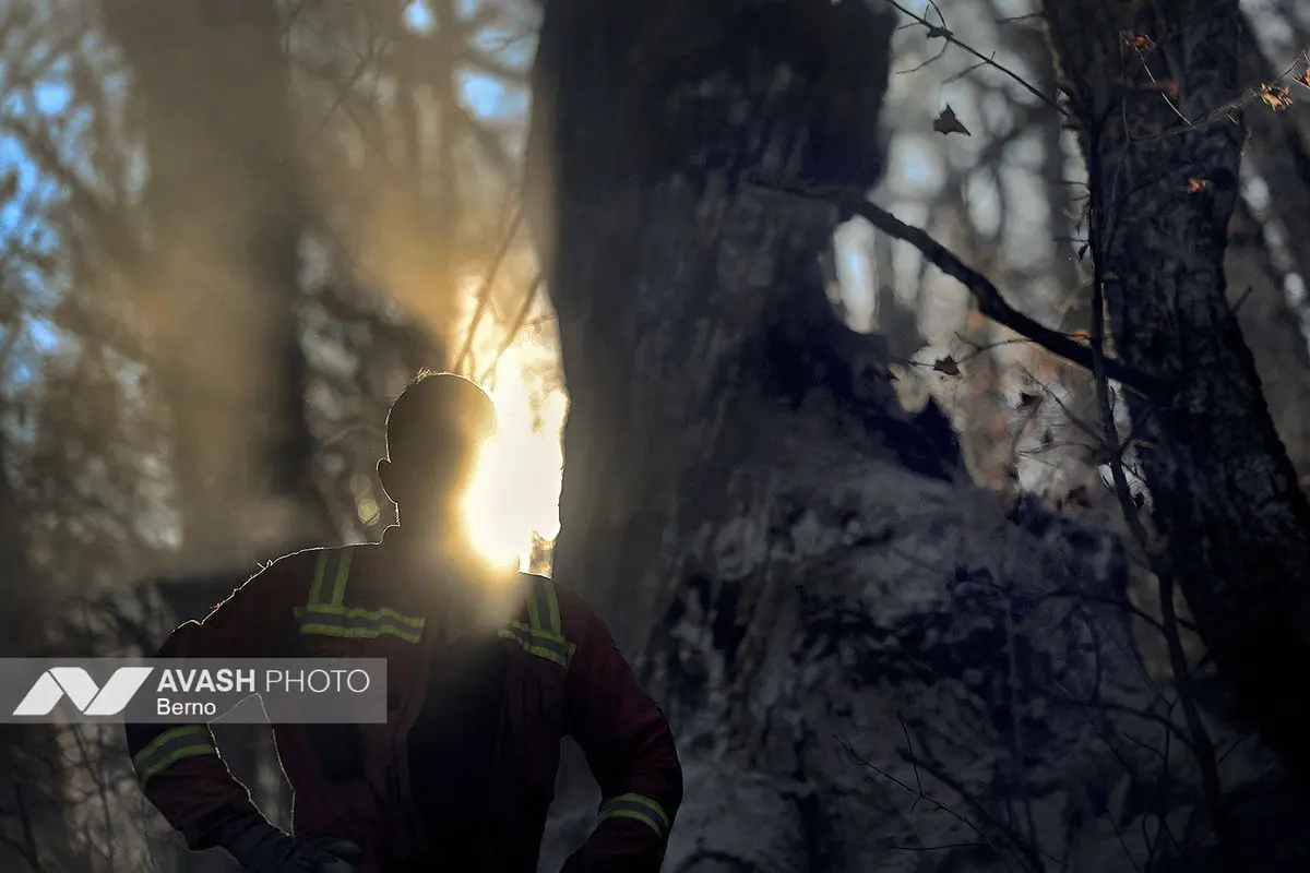 عملیات مهار آتش‌سوزی مناطق کوهستانی روستاهای دلیر و الیت